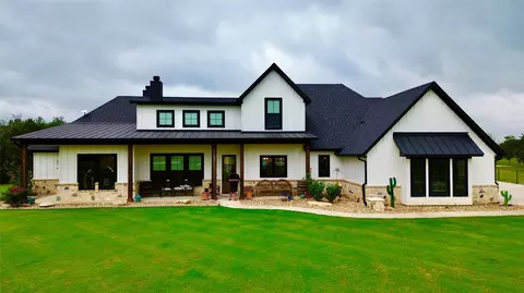 1096 Timber Hills Dr, Weatherford, TX 76087