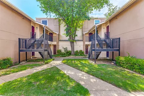5522 Boca Raton Blvd #404, Fort Worth, TX 76112