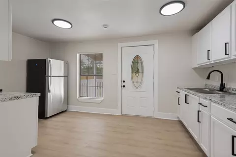 Kitchen - 806 E Brin St, Terrell, TX 75160 photo 1 of 1