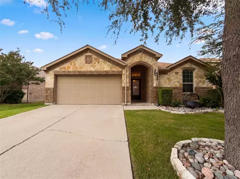 608 Kiowa Dr, Mckinney, TX 75071