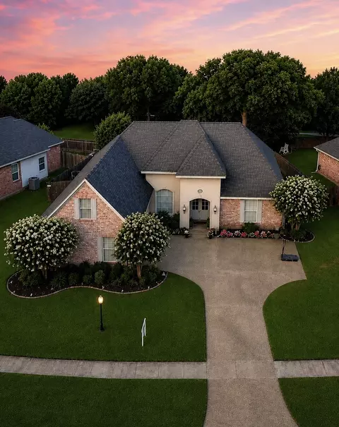 378 Saint Charles Blvd, Shreveport, LA 71106