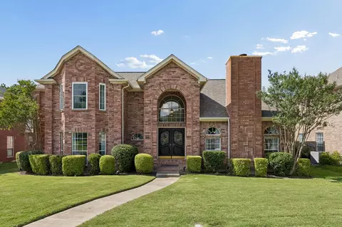 1733 Steamboat Dr, Plano, TX 75025