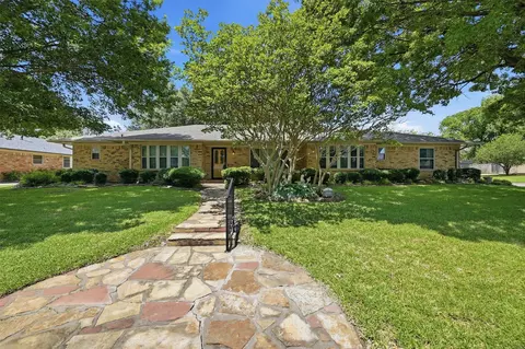 3008 Redbud Trl, Sherman, TX 75092