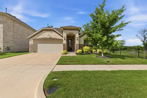 5325 Riverwalk Pkwy, Garland, TX 75040