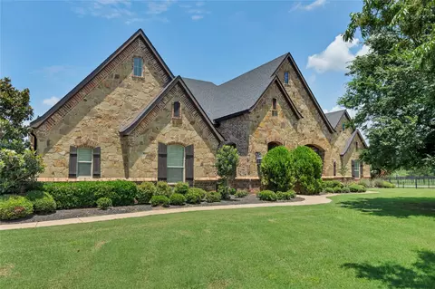 6412 Preferred Dr, Fort Worth, TX 76179