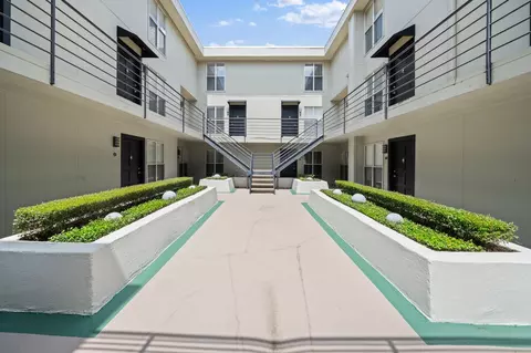 4211 Holland Ave #105, Dallas, TX 75219
