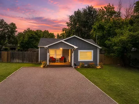 411 Dewitt St, Collinsville, TX 76233