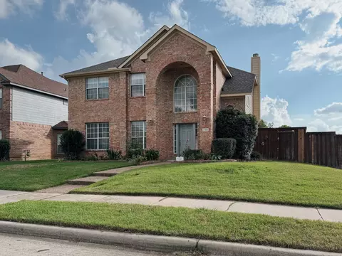 1184 Courtney Ln, Lewisville, TX 75077