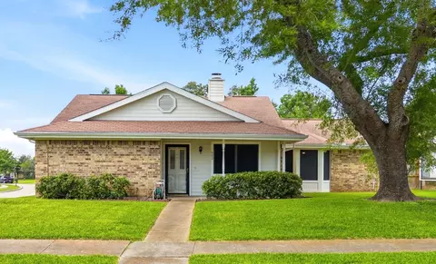 602 Brittany Dr, Mesquite, TX 75150