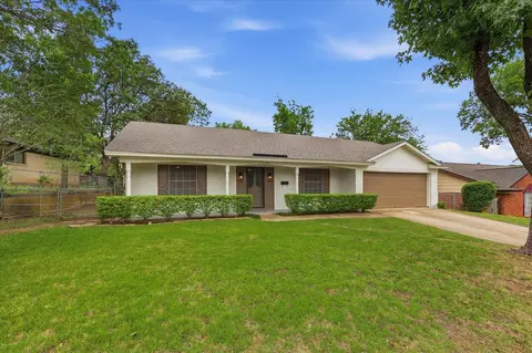 7304 Camelot Rd, Fort Worth, TX 76134
