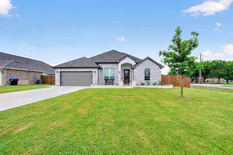 100 Aero Vista Dr, Caddo Mills, TX 75135