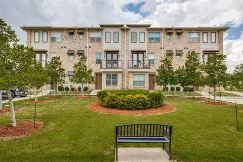 714 N Plano Rd, Richardson, TX 75081