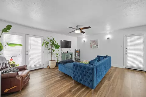 5927 E University Blvd #221, Dallas, TX 75206