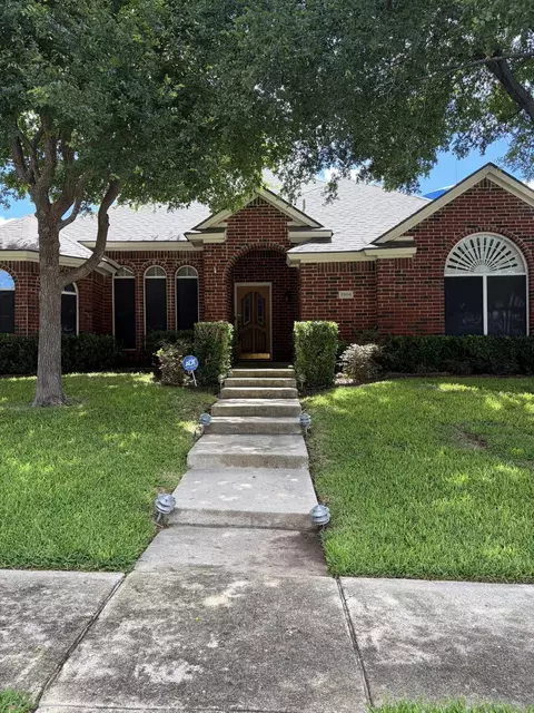2306 Norwich Dr, Carrollton, TX 75006