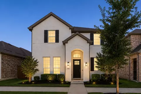 704 Waterbrook Pkwy, Argyle, TX 76226