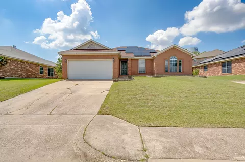 938 Jacobs Crossing Ct, Burleson, TX 76028