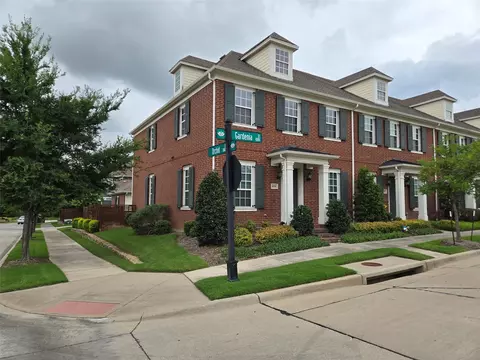 1036 Gardenia St, Carrollton, TX 75007