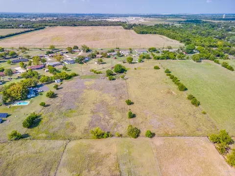 260 E New Hope Rd E, New Hope, TX 75071
