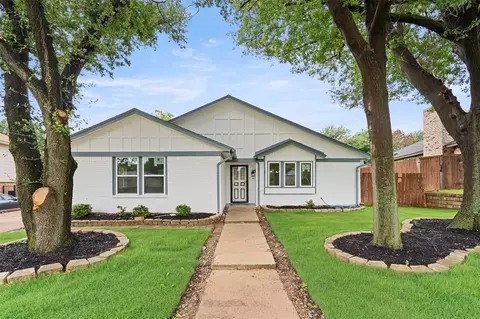 2024 Oakmeadow St, Bedford, TX 76021