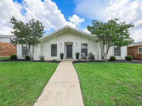 5121 Pruitt Dr, The Colony, TX 75056