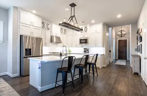 Kitchen - 721 Matchbox St, Argyle, TX 76226 photo 5 of 6