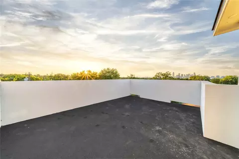 814 Lambert St, Dallas, TX 75203