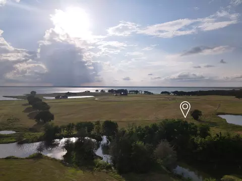 265 Sailview Ct, Honey Grove, TX 75446