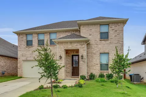 4857 Purlieu Dr, Fort Worth, TX 76244