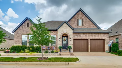 2063 Spotted Fawn Dr, Arlington, TX 76005