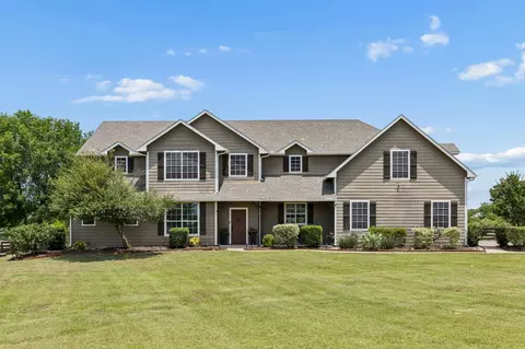 117 Galvan Ln, Van Alstyne, TX 75495