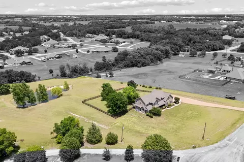 117 Galvan Ln, Van Alstyne, TX 75495