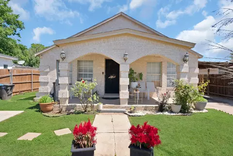 1717 E Harvey Ave, Fort Worth, TX 76104