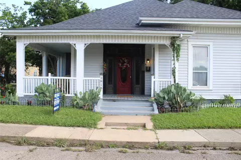 2818 S Blades St, Greenville, TX 75401