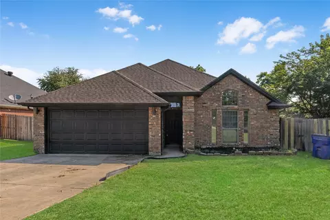 509 Mansfield Cardinal Rd, Kennedale, TX 76060