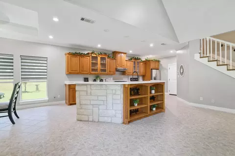 Kitchen - 303 Celtic Rd, Howe, TX 75459 photo 3 of 3