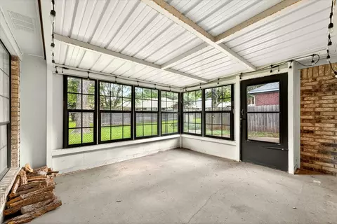 Exterior - 3601 Willow Bend Cir, Waco, TX 76708 photo 3 of 5