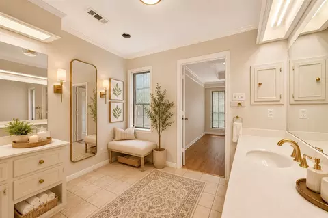 Bath - 3601 Willow Bend Cir, Waco, TX 76708 photo 3 of 5