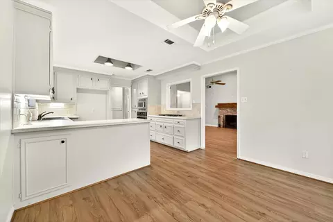Kitchen - 3601 Willow Bend Cir, Waco, TX 76708 photo 3 of 6