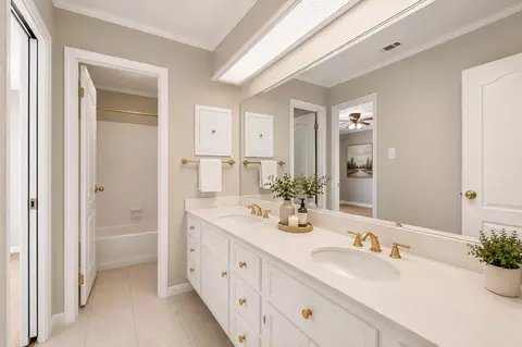 Bath - 3601 Willow Bend Cir, Waco, TX 76708 photo 5 of 5