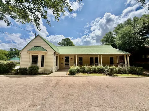 900 S Seaman St, Eastland, TX 76448