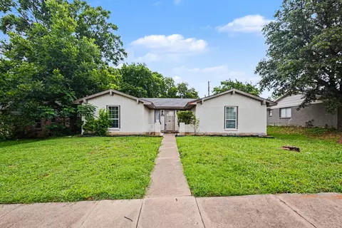 4133 Logan St, Irving, TX 75062