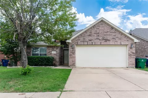 476 Paddle Dr, Crowley, TX 76036