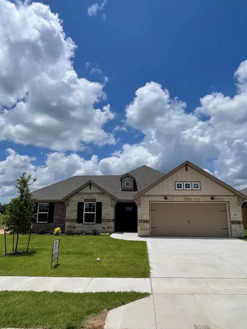 125 Joel St, Springtown, TX 76082