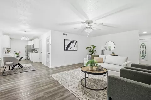 300 Leighton Dr, Terrell, TX 75160