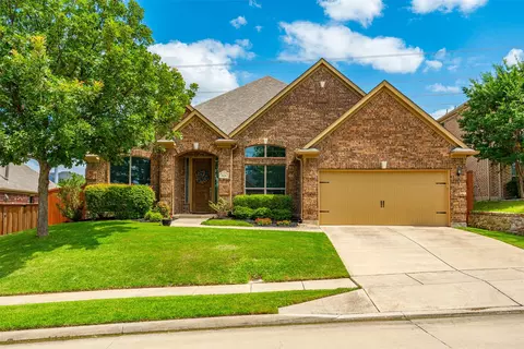 626 Allister Ct, Roanoke, TX 76262