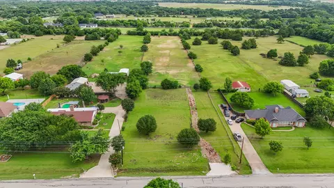 222 Lariat Trl, Ovilla, TX 75154