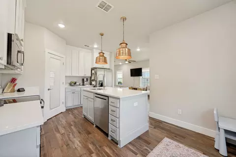 8442 Jay St, White Settlement, TX 76108