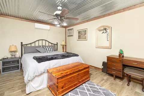 Bedroom - 307 E Loop Dr, Brady, TX 76825 photo 1 of 3