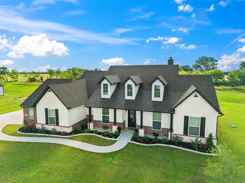 133 Aiden Dr, Waxahachie, TX 75165