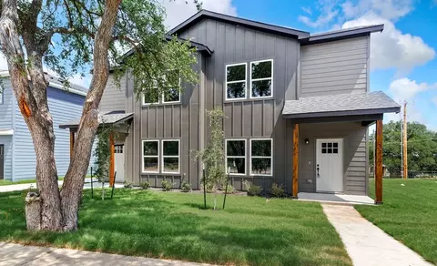3325 Eastland St, Fort Worth, TX 76119
